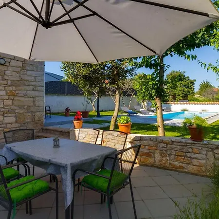 Furlani Comfortable Vakantiehuis Svetvinčenat